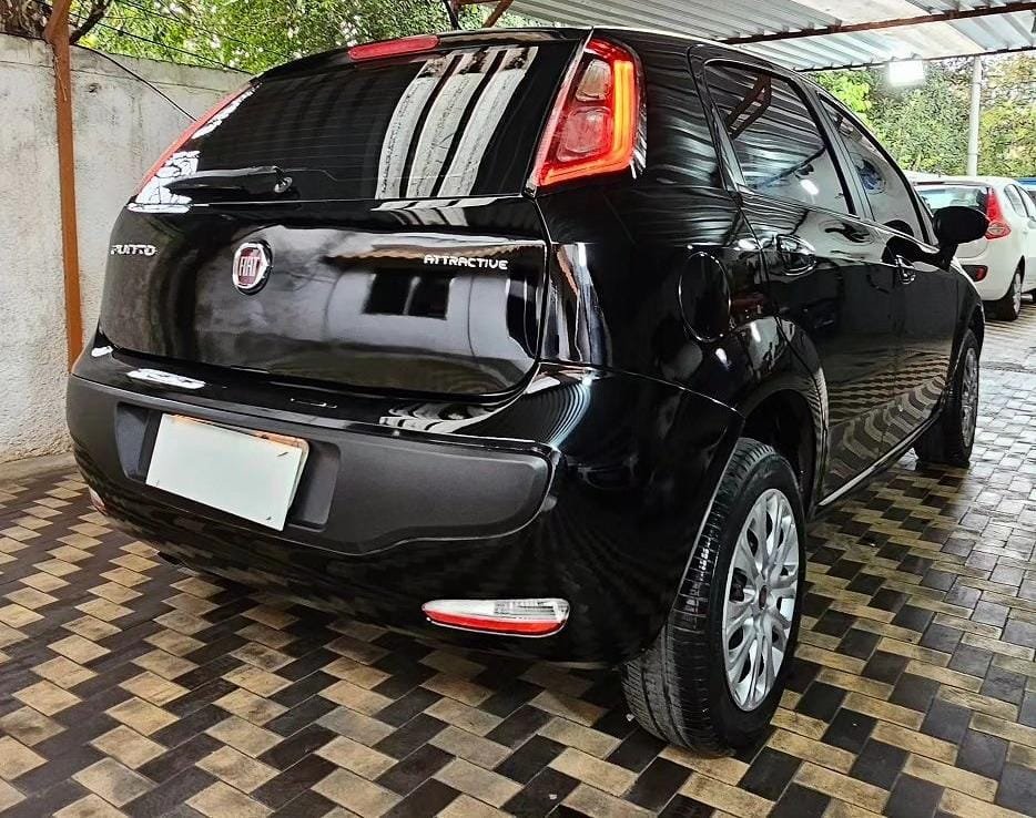 FIAT PUNTO ATTRACTIVE 1.4 EVO FIRE 8V FLEX 4P MANUAL – 2013